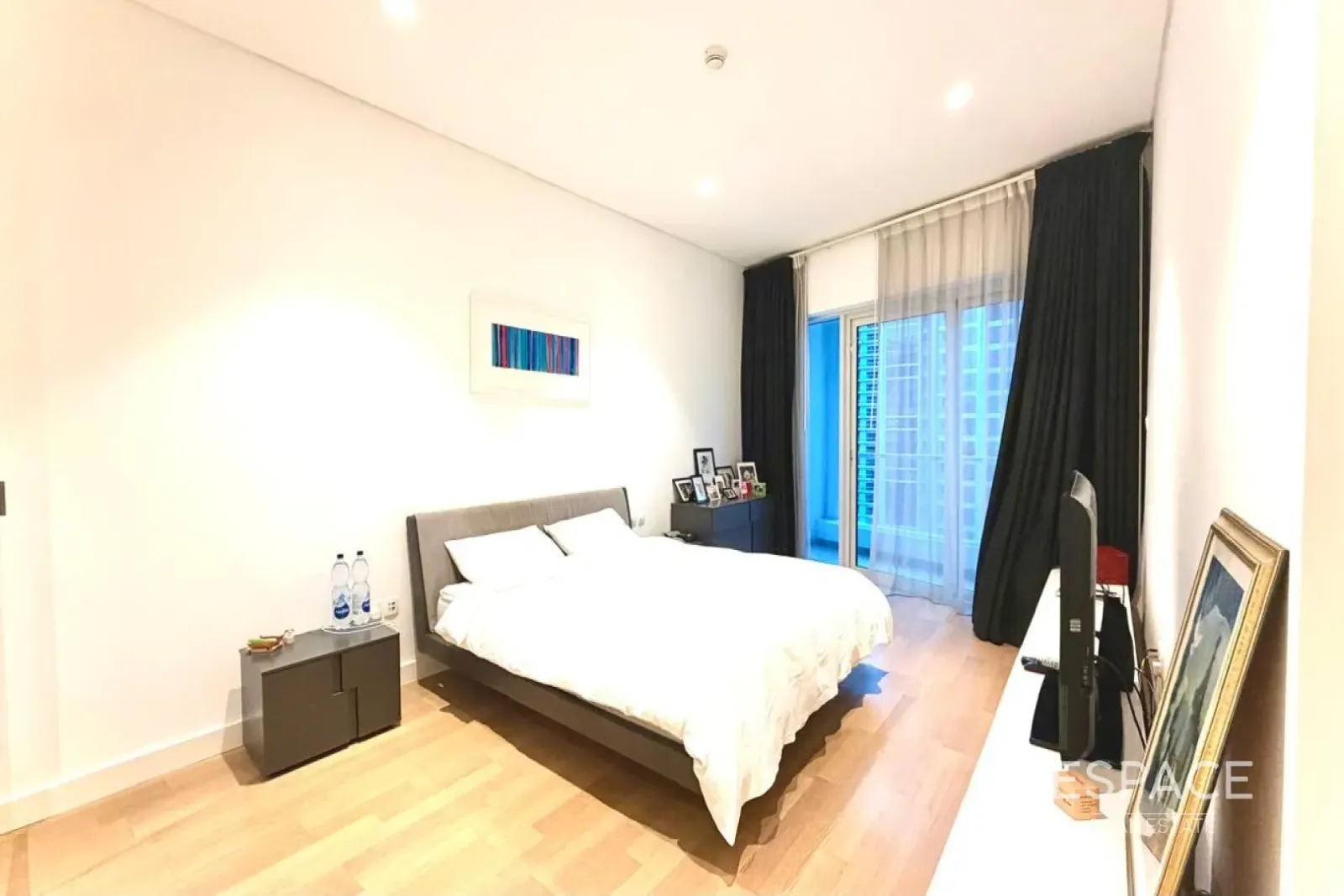 PropertiesGalleryCamera