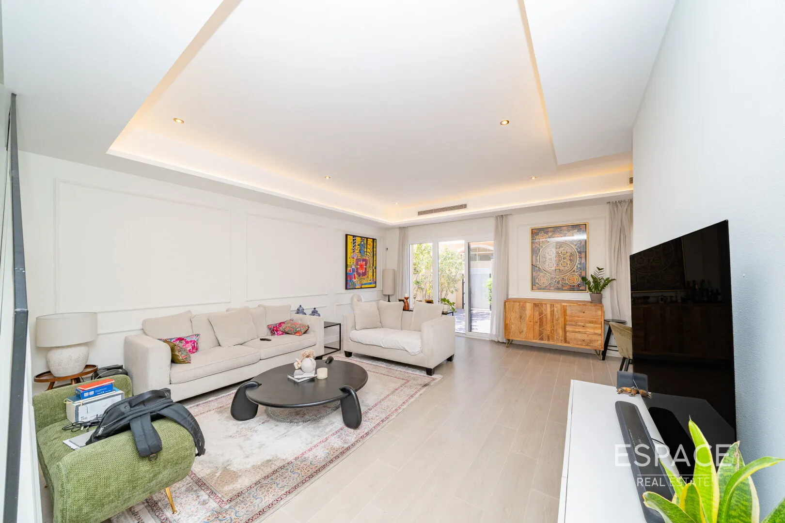 single static gallery