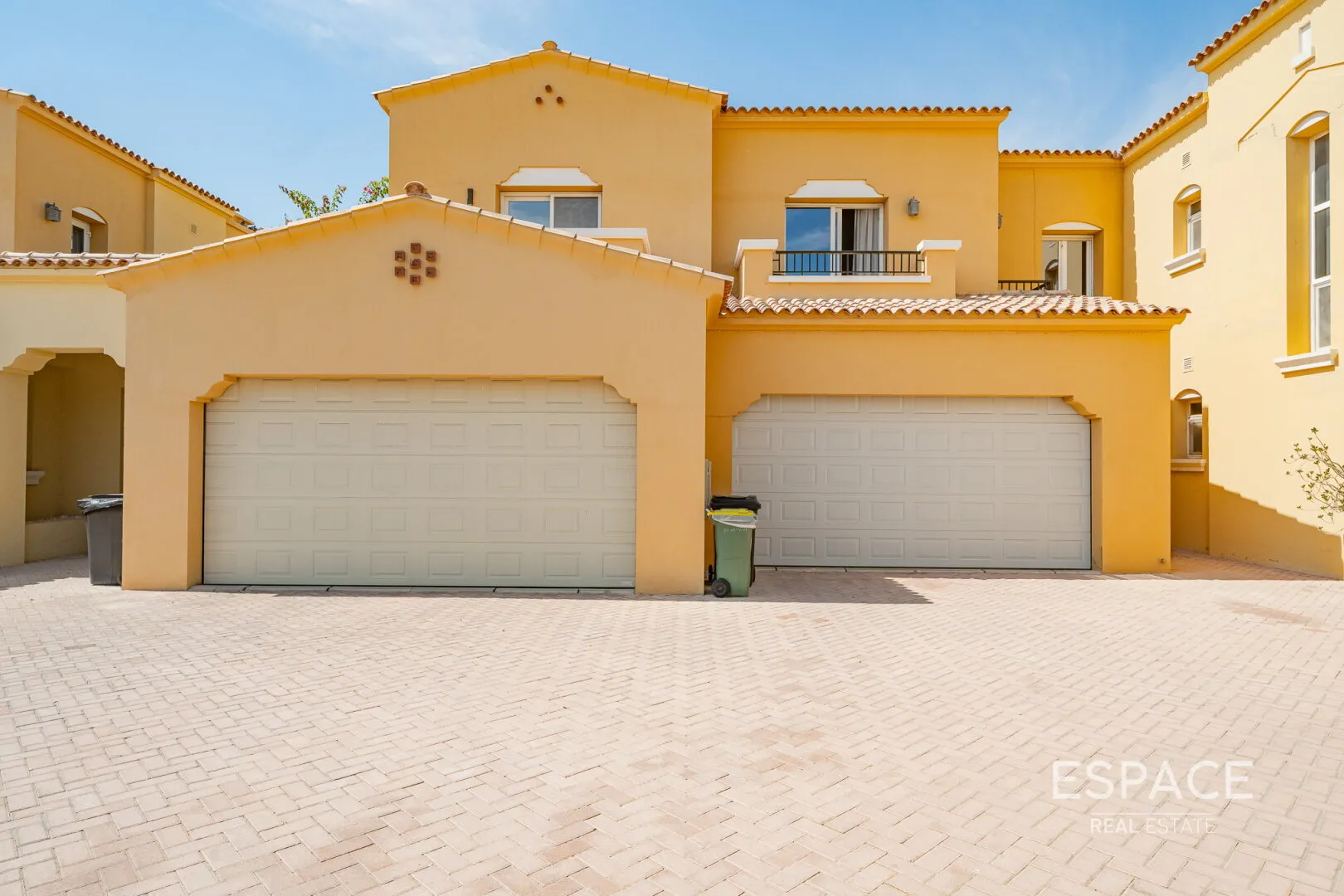 PropertiesGalleryCamera