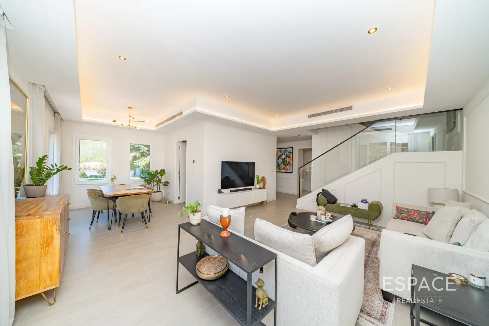 single static gallery