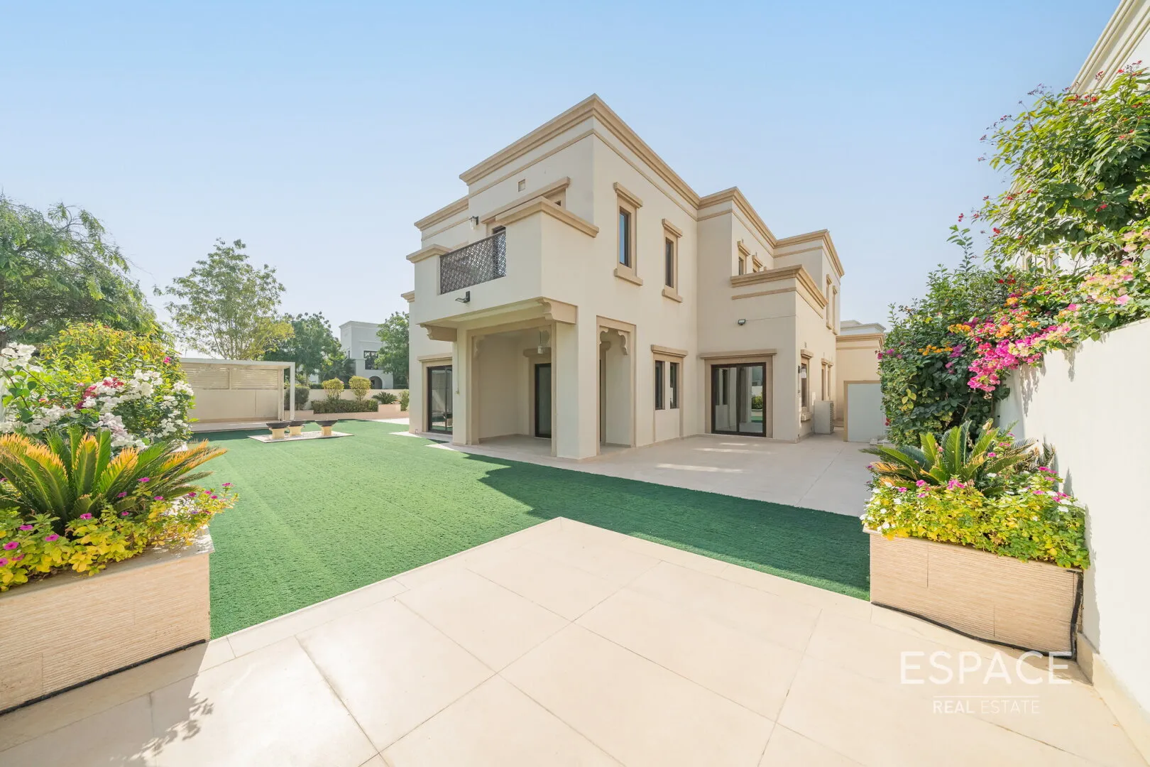 single static gallery