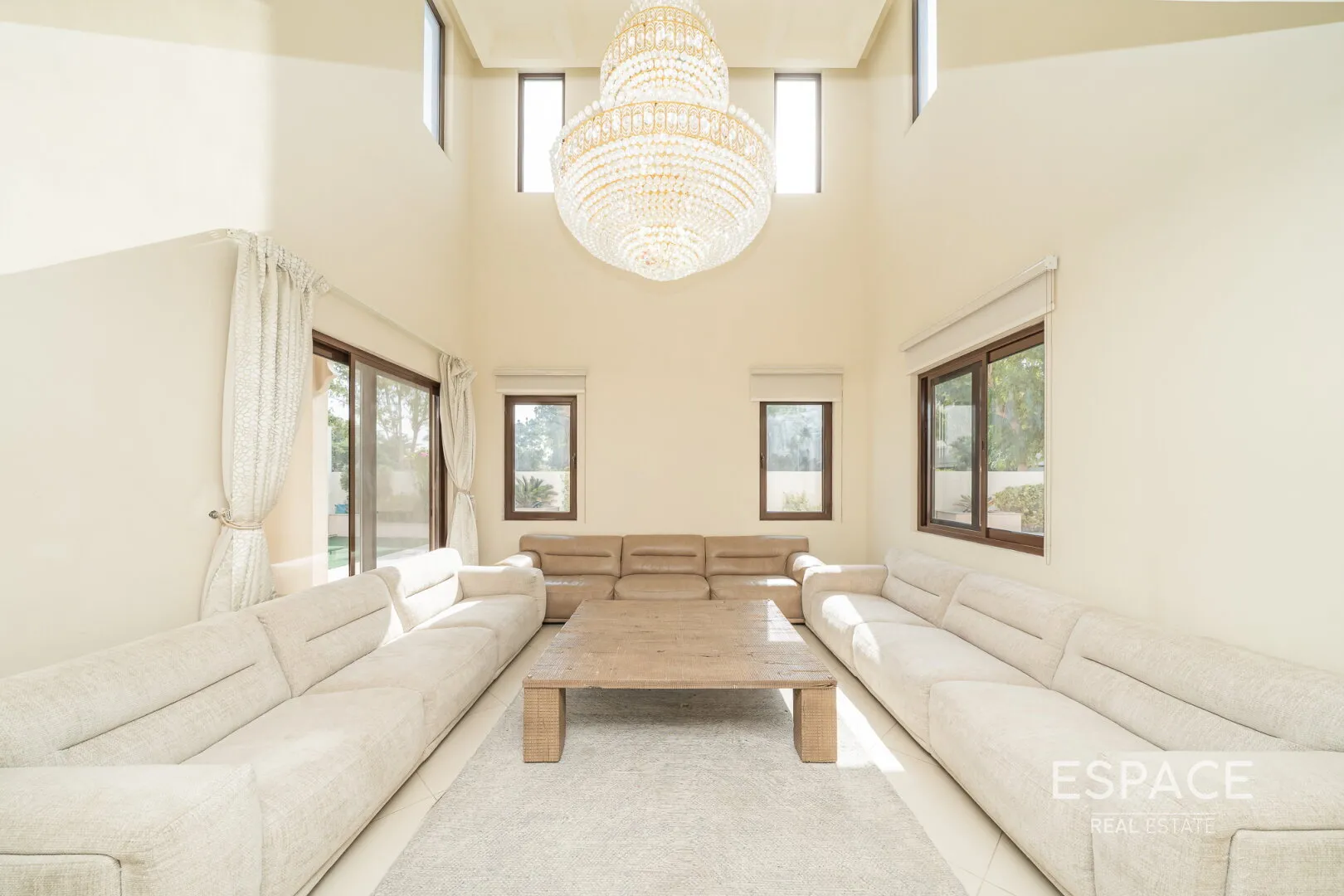 single static gallery