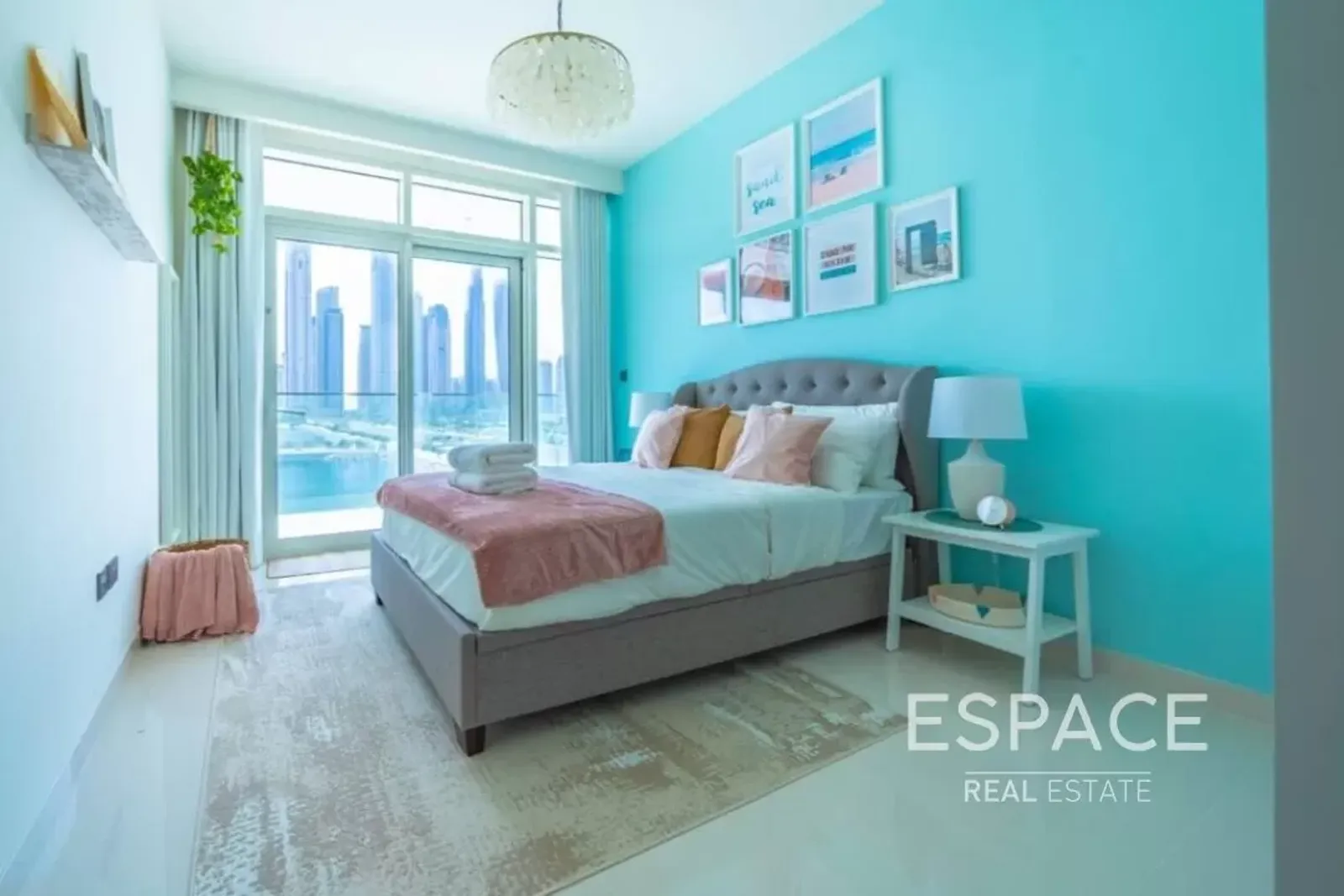 PropertiesGalleryCamera