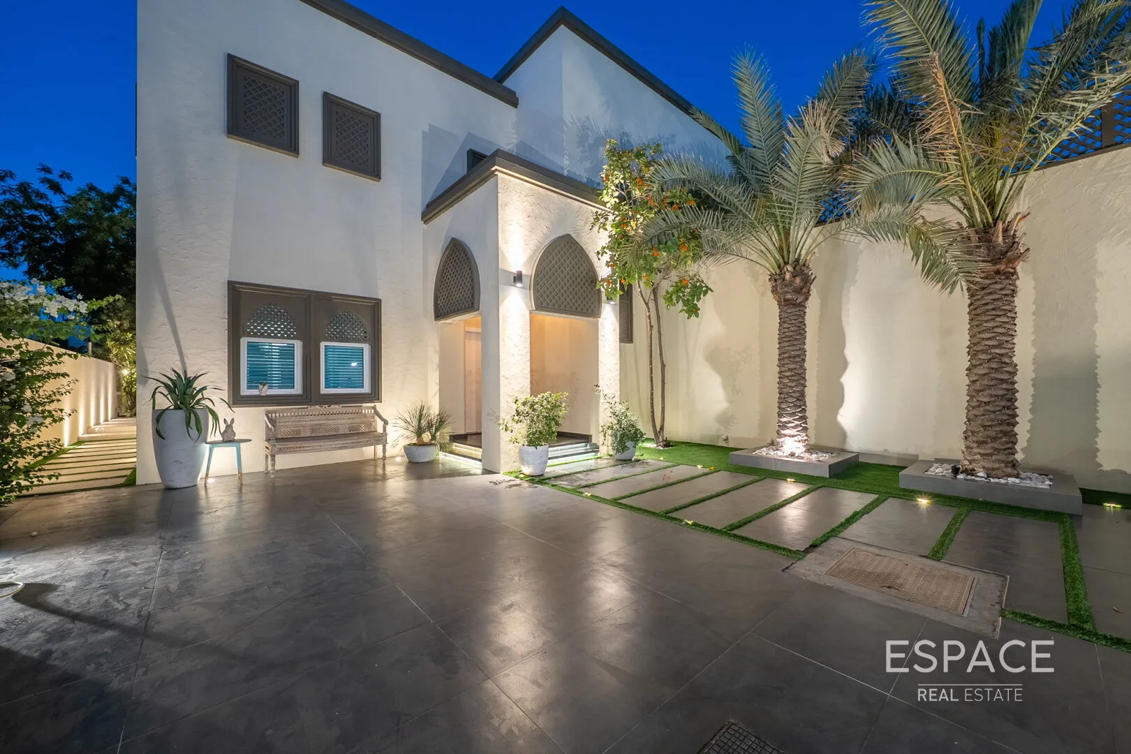 PropertiesGalleryCamera