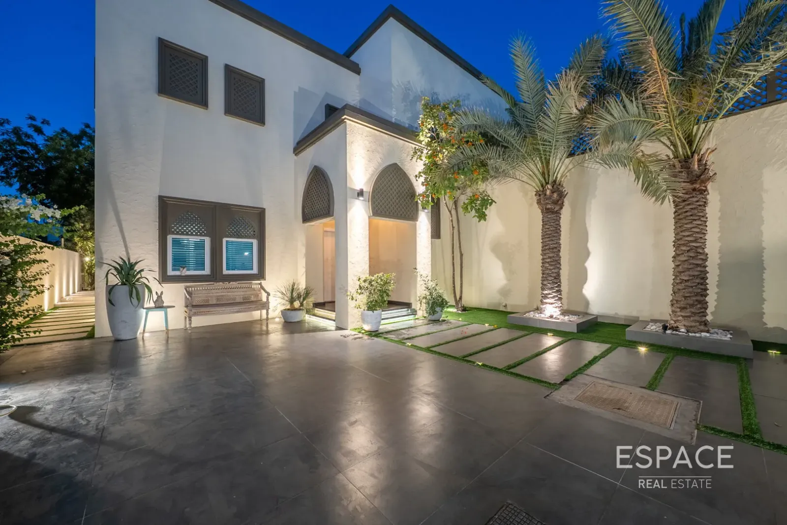PropertiesGalleryCamera