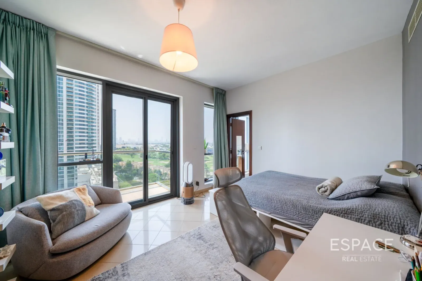 PropertiesGalleryCamera