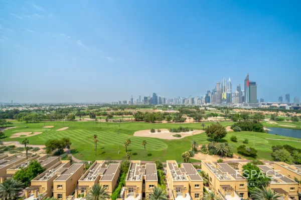 Golf Towers 2, The Views, Dubai - Espace