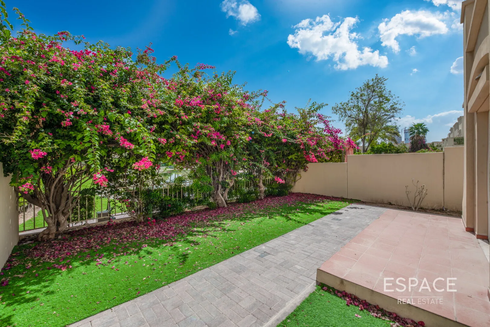 single static gallery