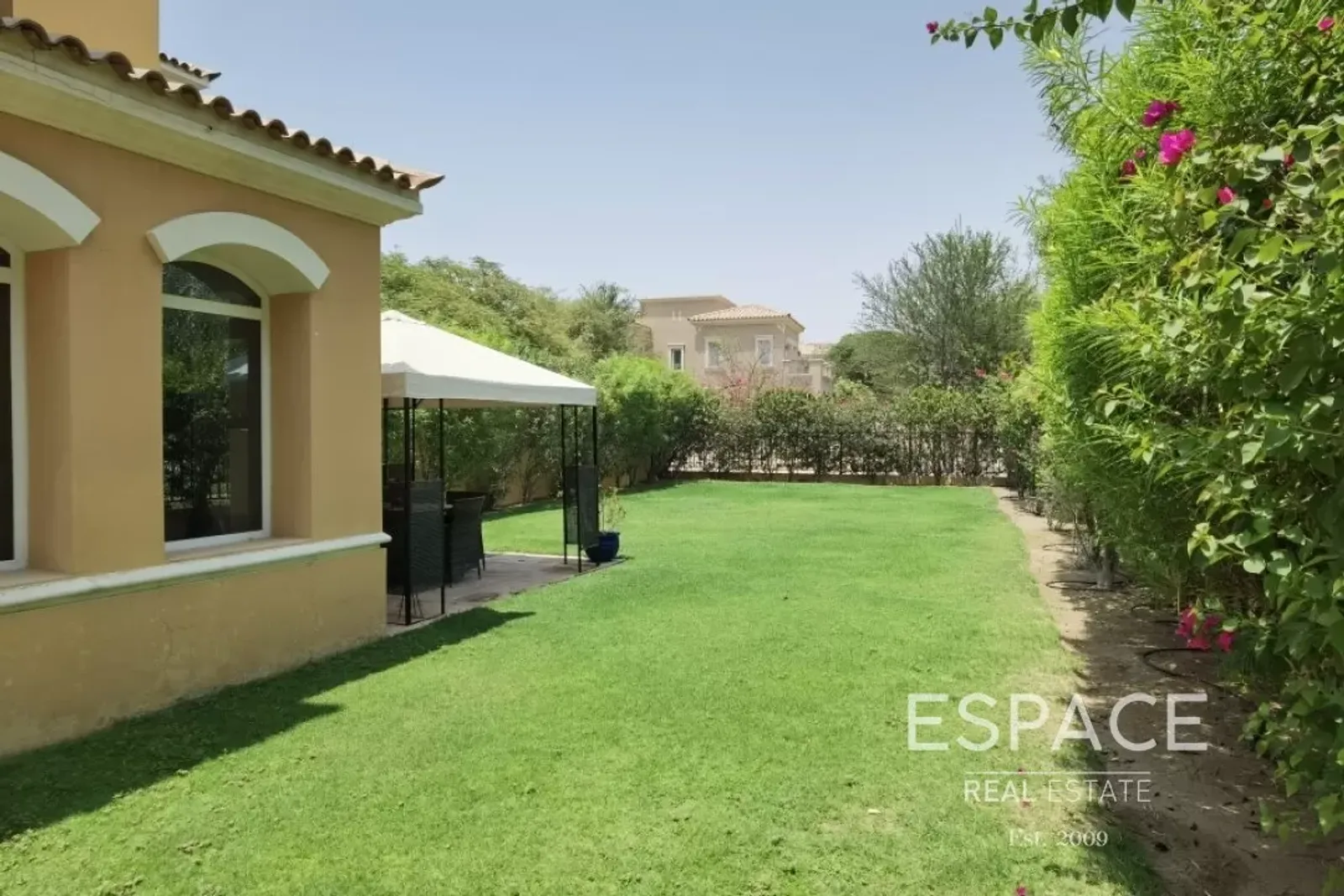 PropertiesGalleryCamera