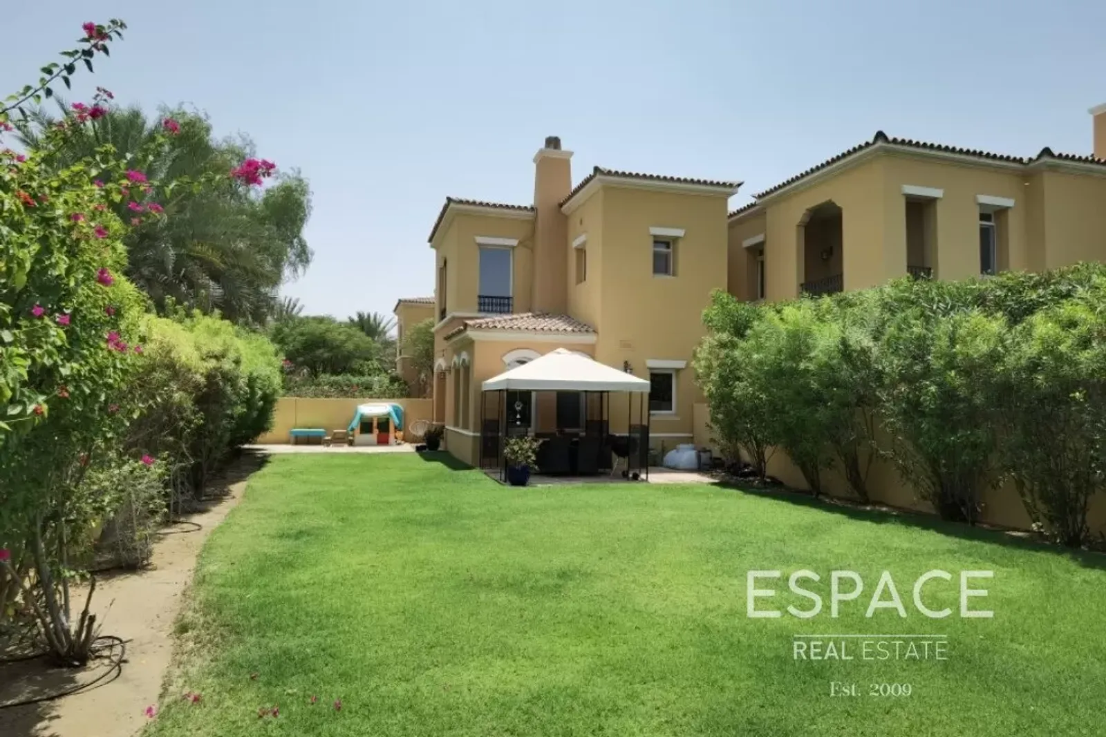 PropertiesGalleryCamera