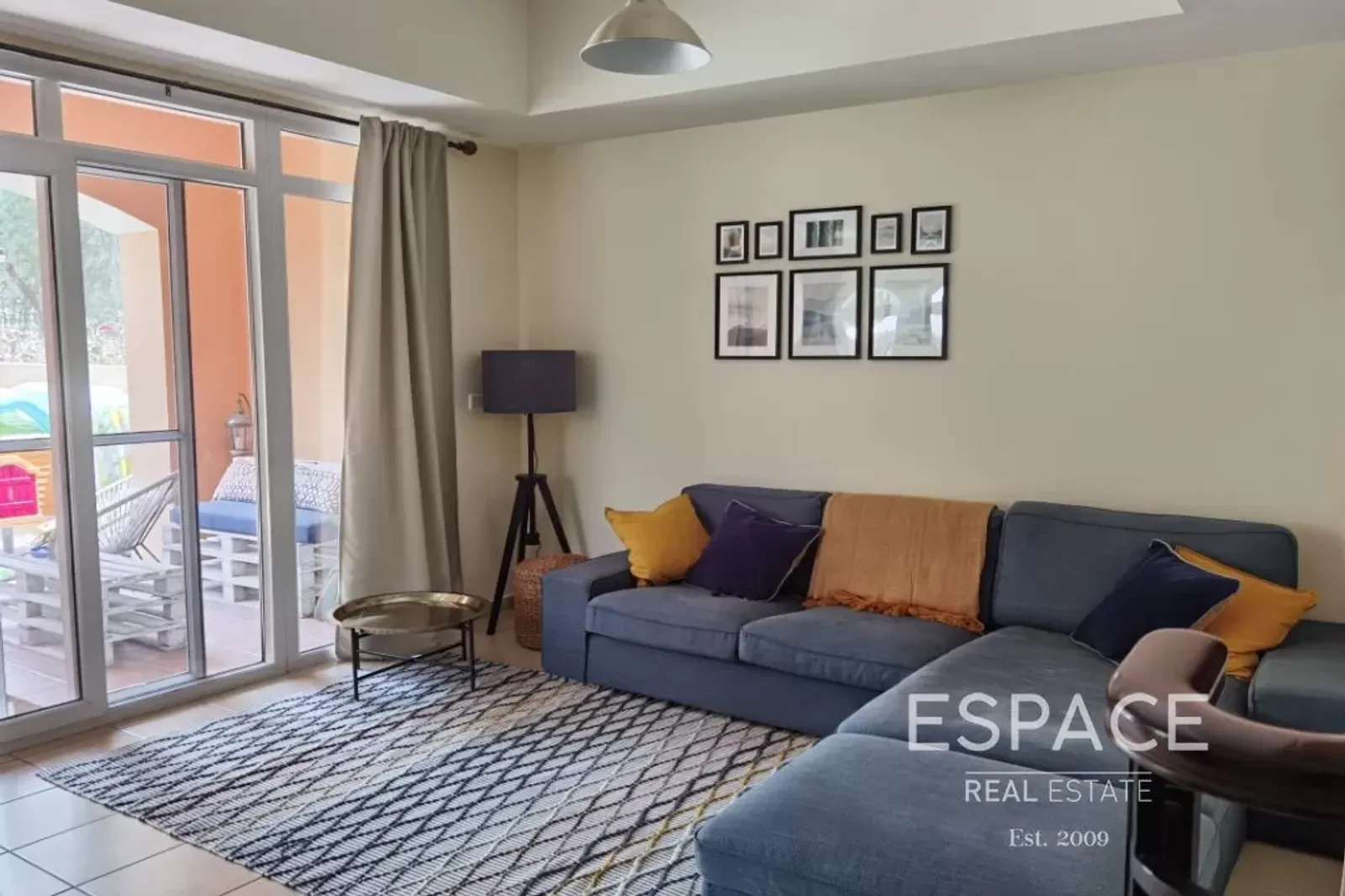 PropertiesGalleryCamera