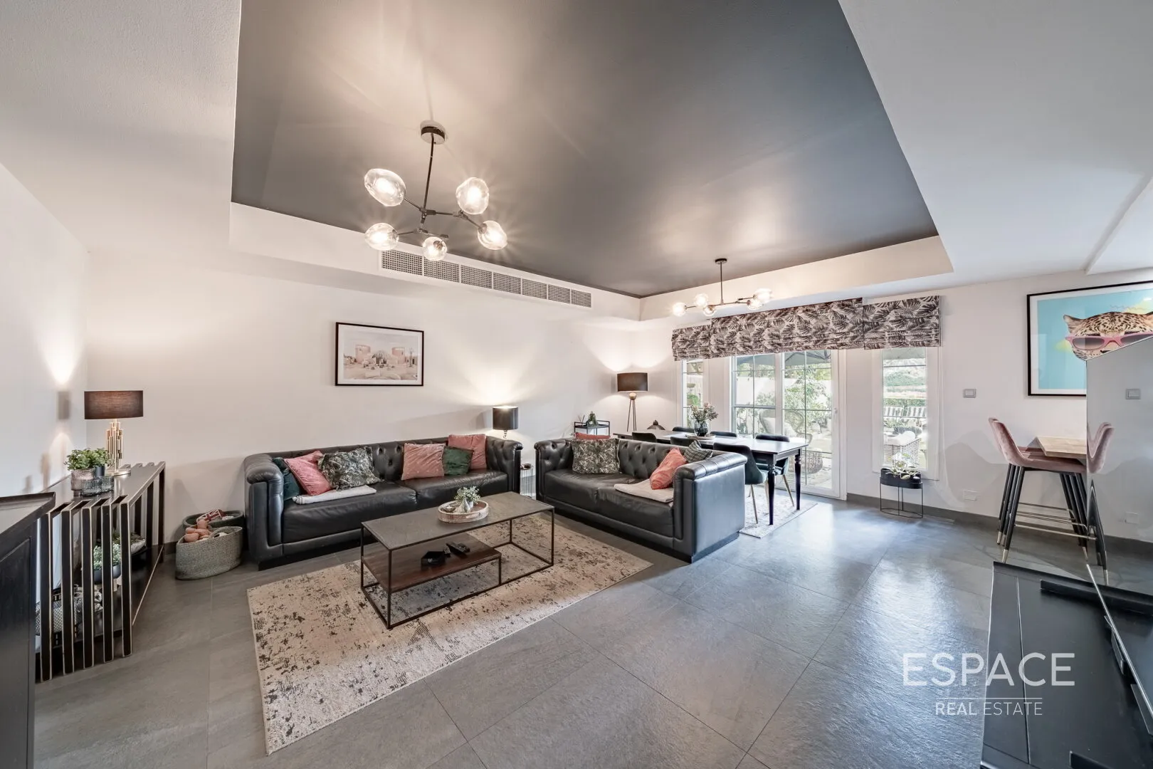 single static gallery