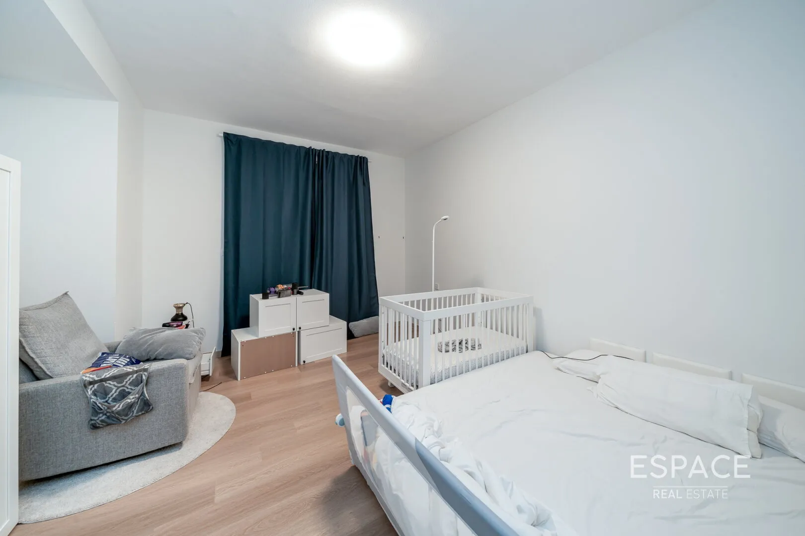 PropertiesGalleryCamera