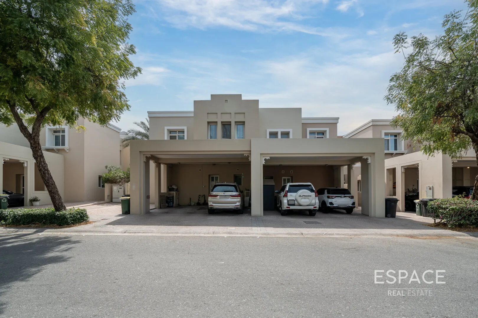 PropertiesGalleryCamera