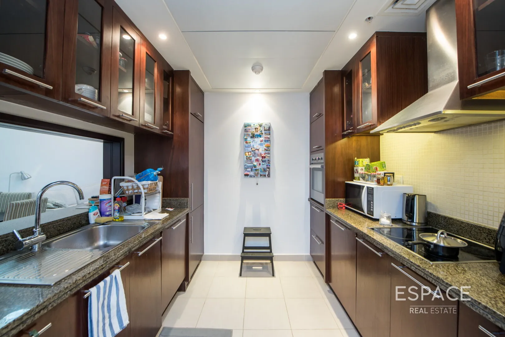 single static gallery