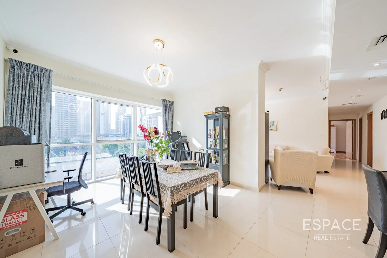 PropertiesGalleryCamera