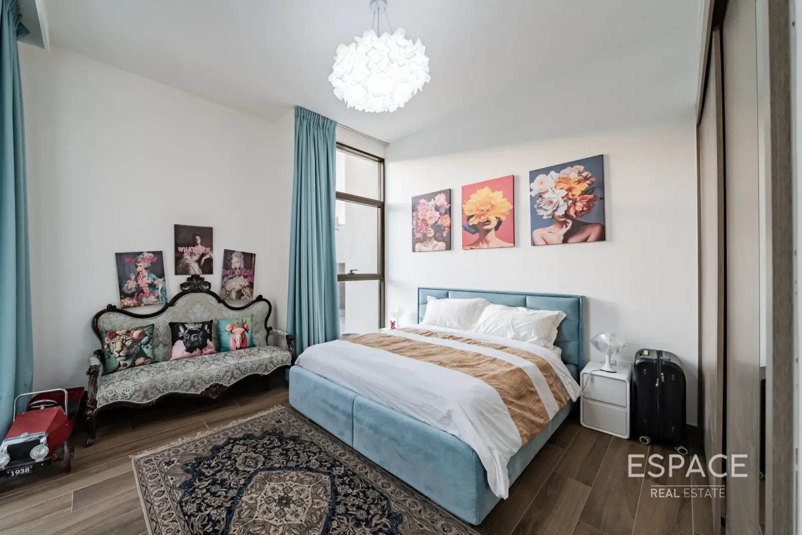 PropertiesGalleryCamera