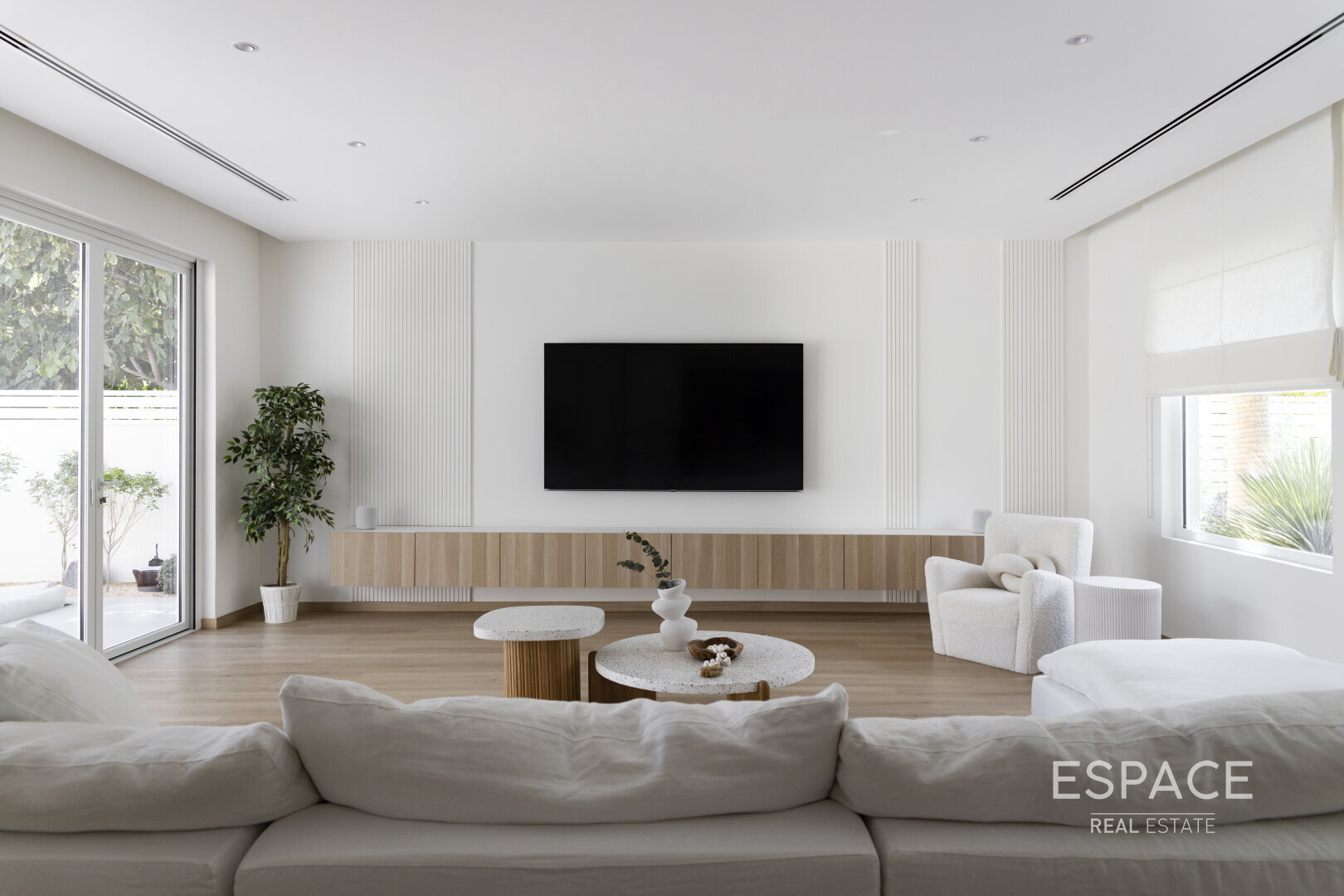 single static gallery