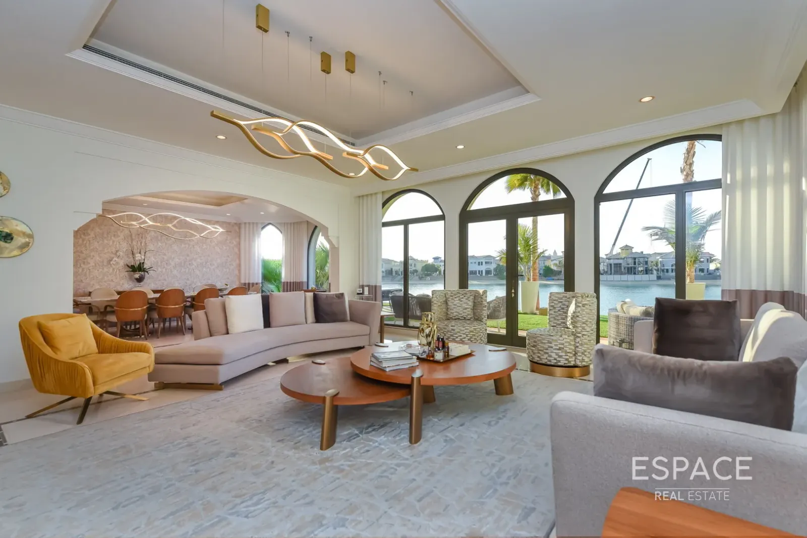 PropertiesGalleryCamera