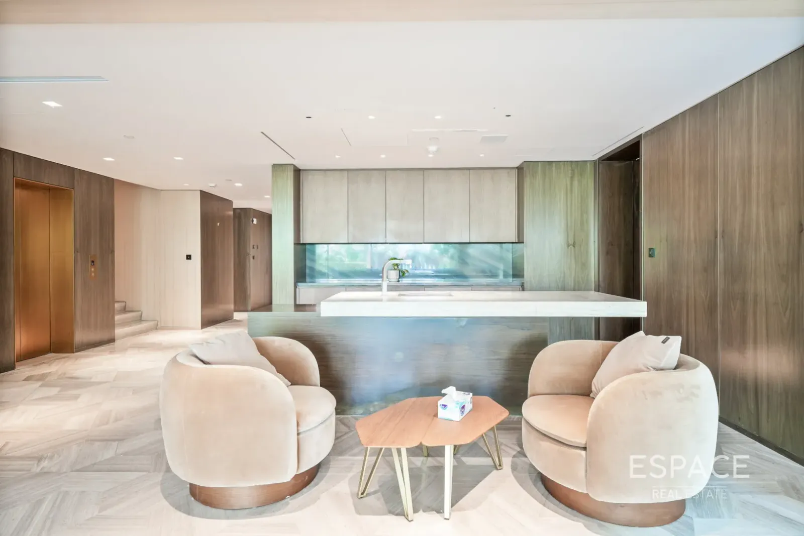 PropertiesGalleryCamera