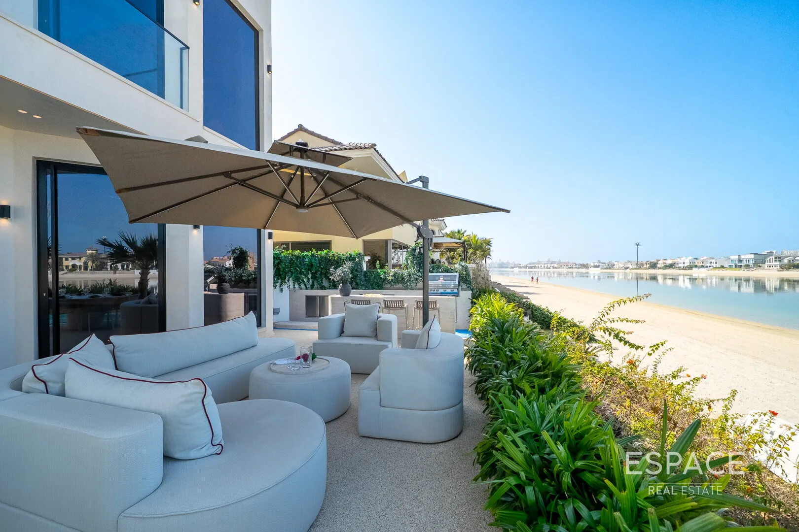 PropertiesGalleryCamera