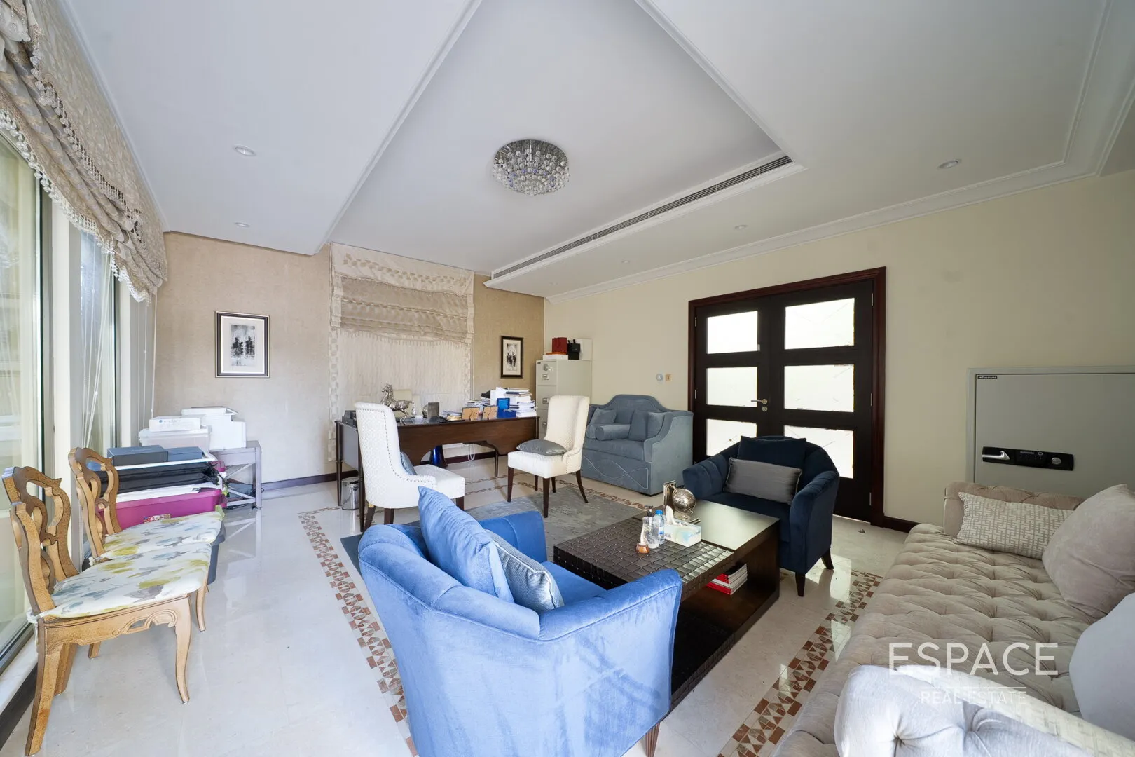 PropertiesGalleryCamera