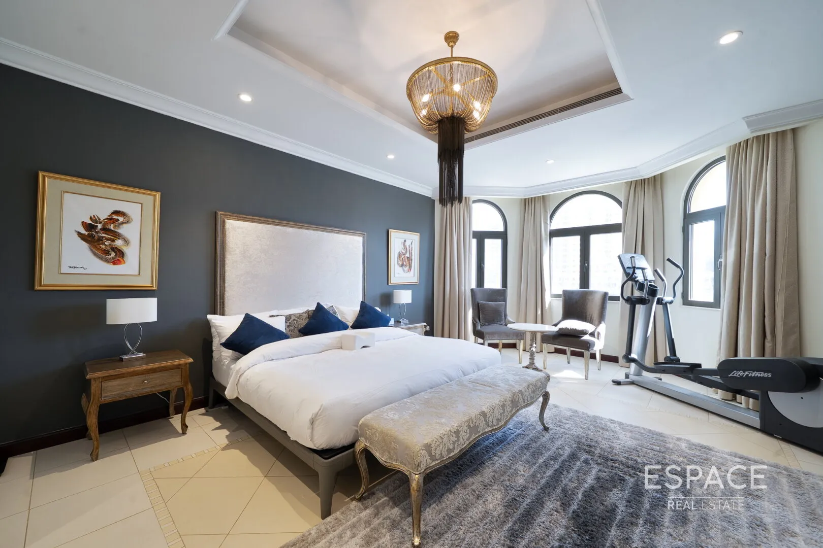 PropertiesGalleryCamera