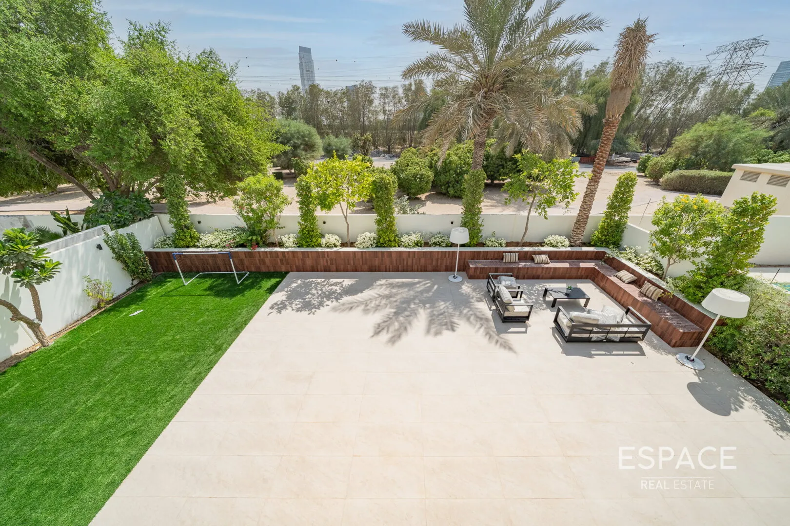 PropertiesGalleryCamera