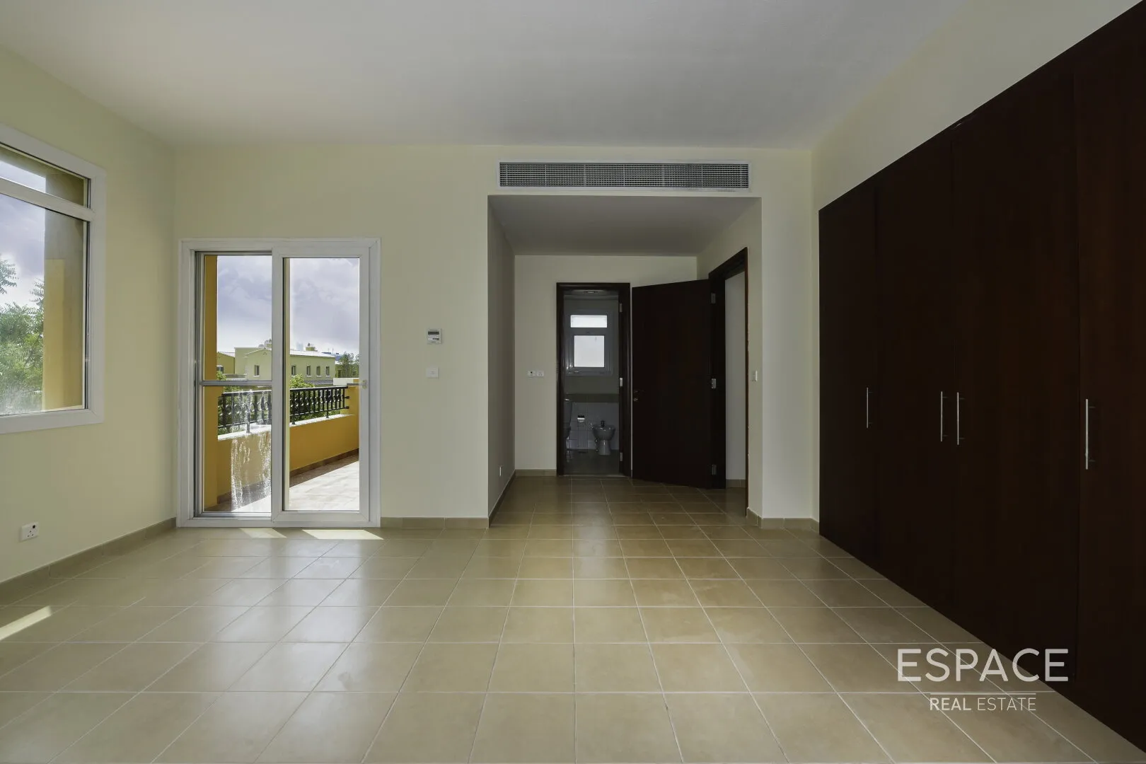 single static gallery