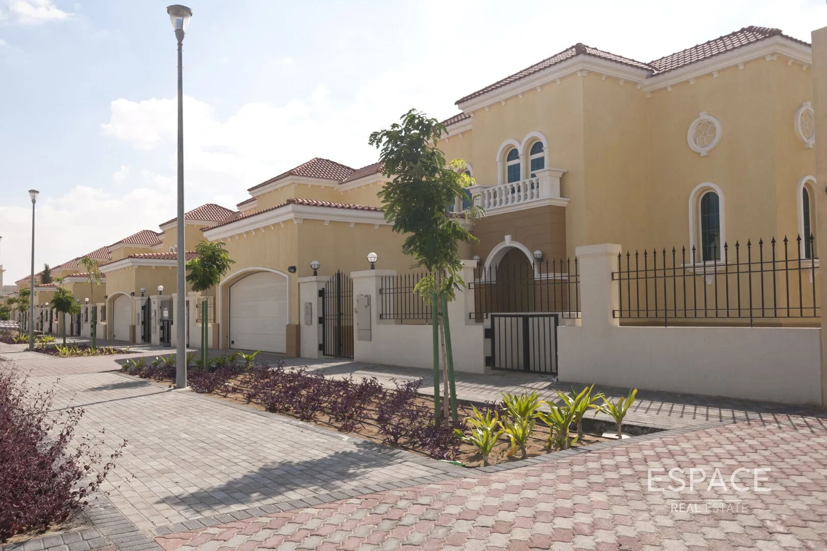 PropertiesGalleryCamera