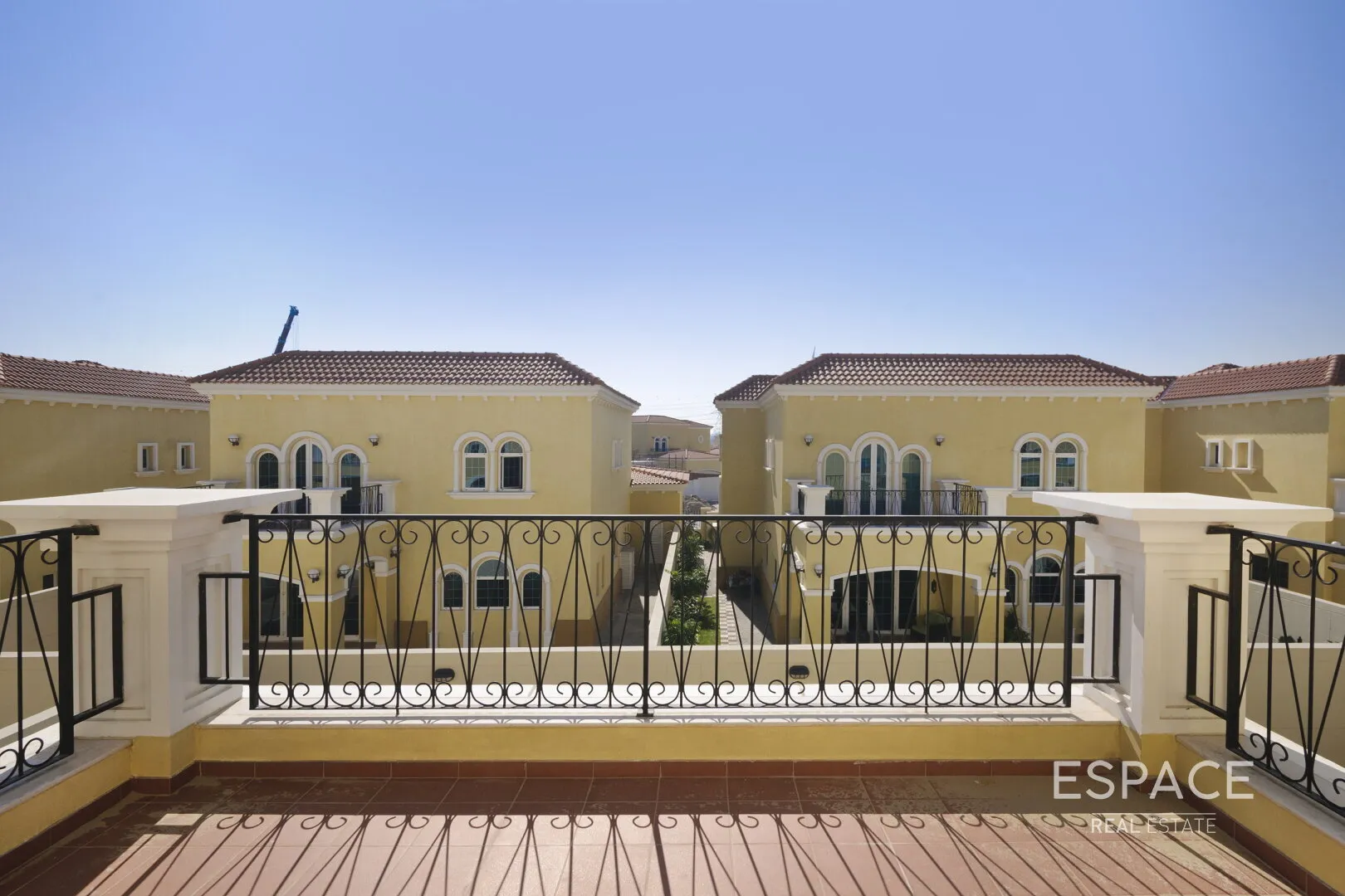 PropertiesGalleryCamera