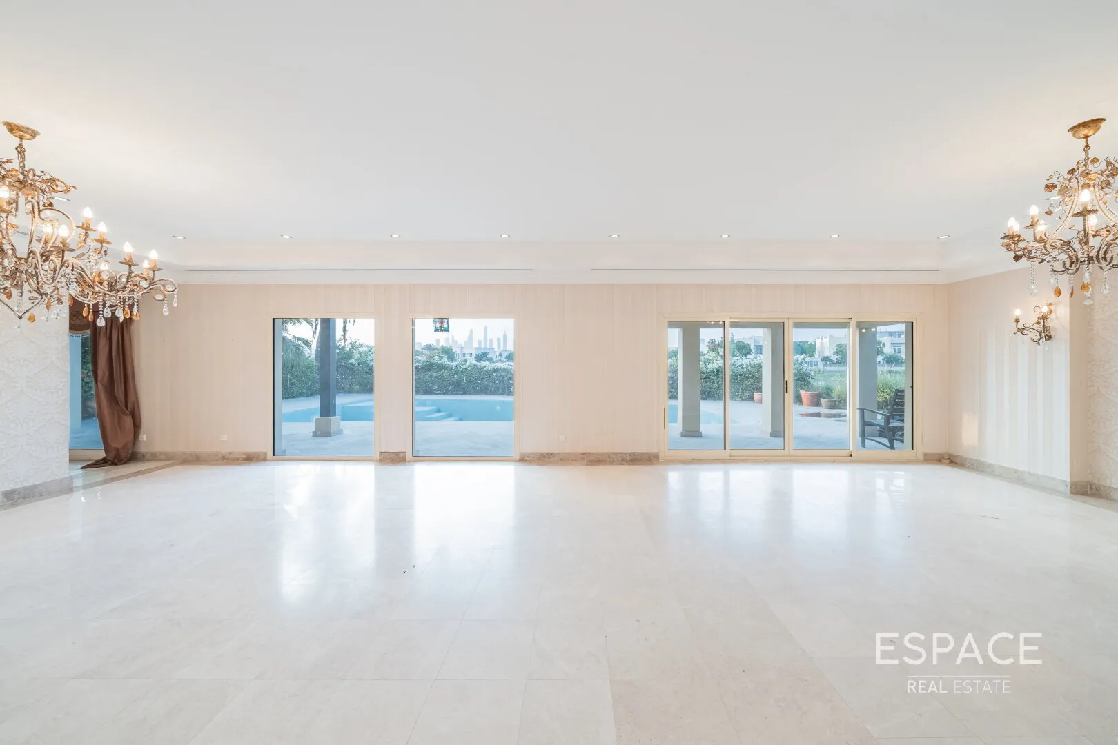 single static gallery