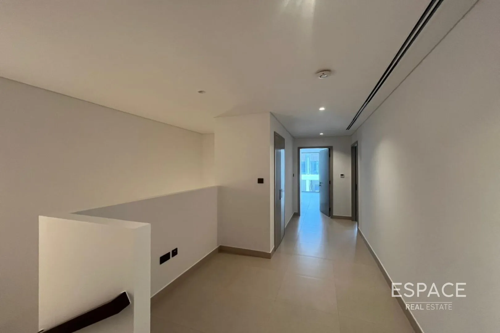 single static gallery