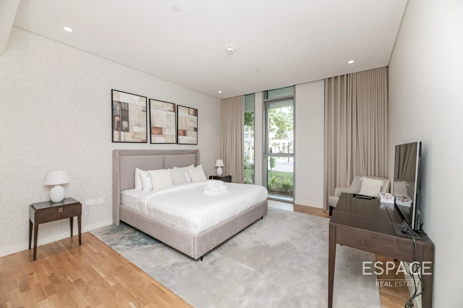 single static gallery