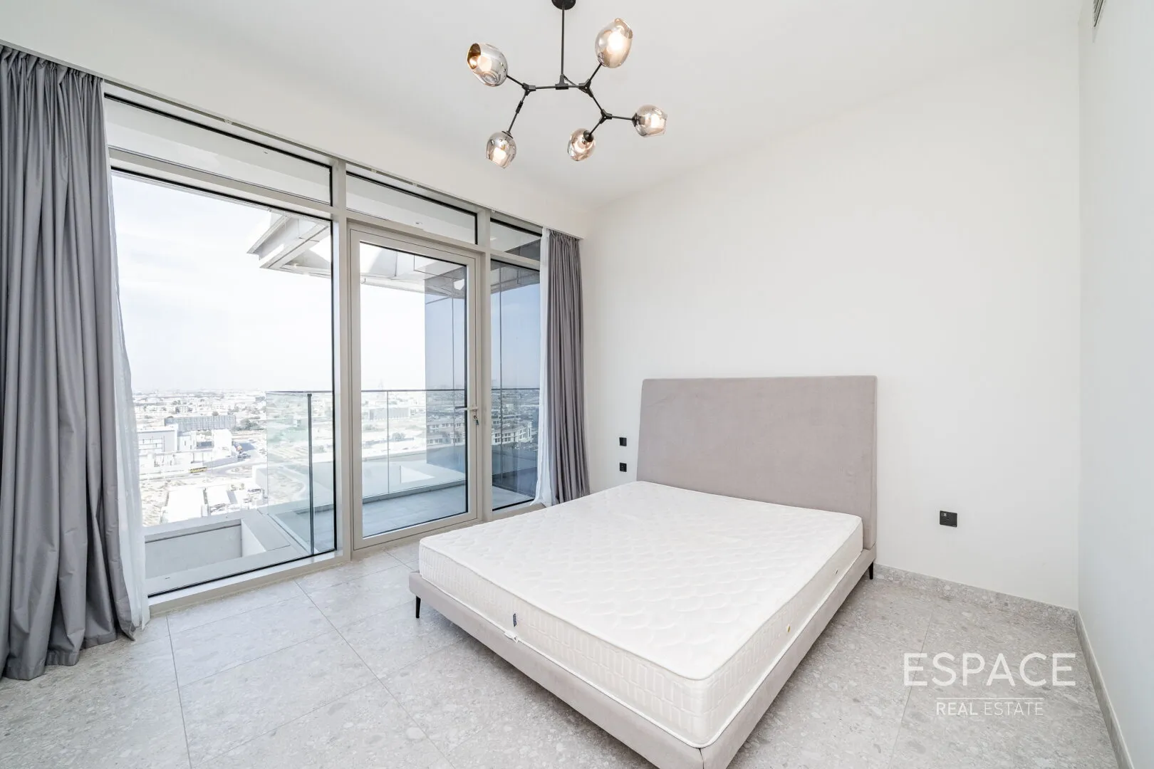 single static gallery