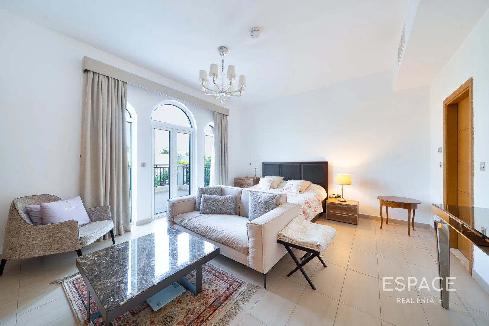 PropertiesGalleryCamera