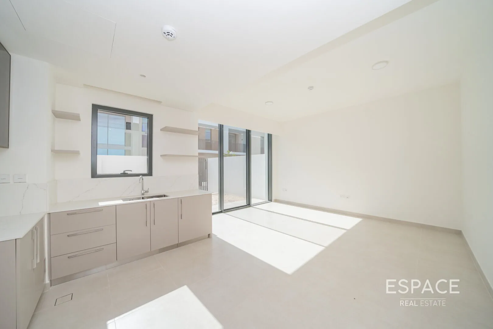 single static gallery