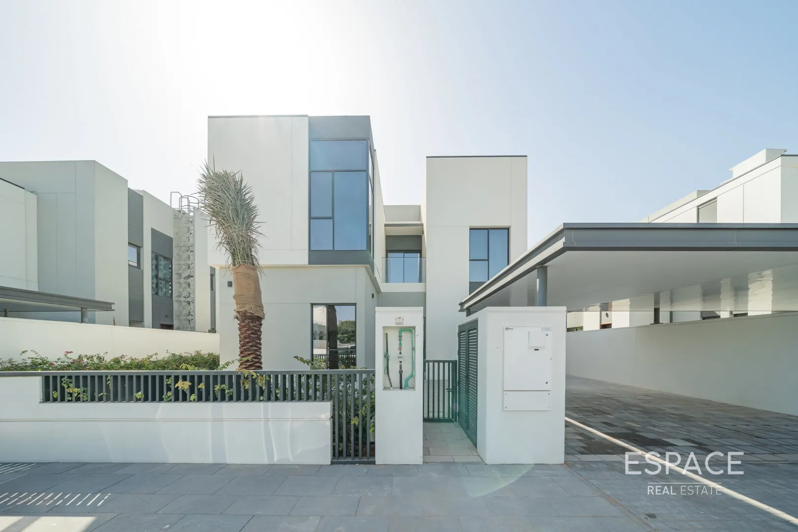 single static gallery