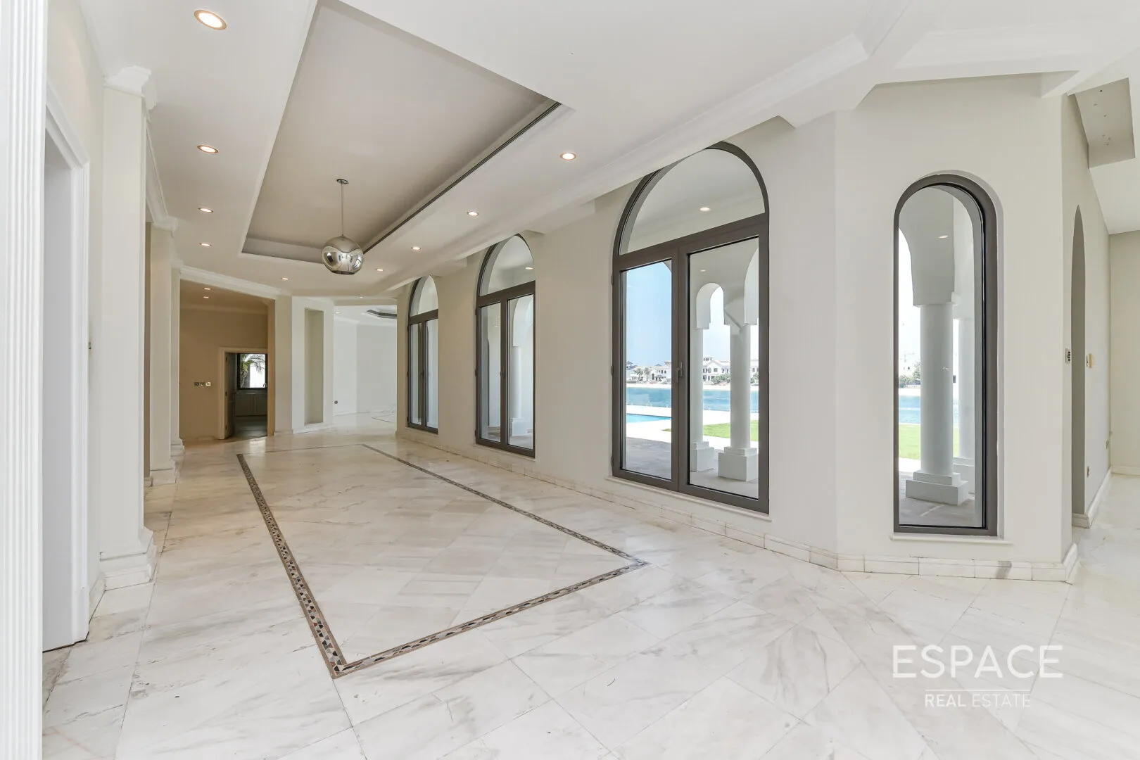 single static gallery