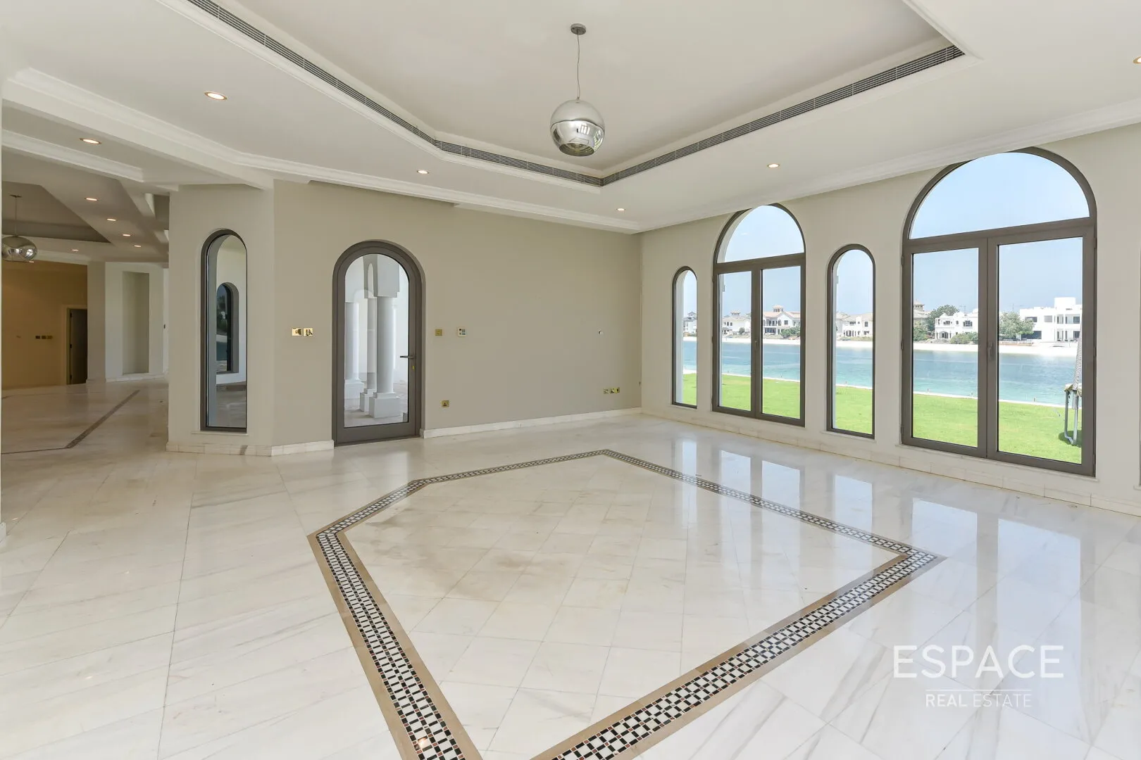 single static gallery