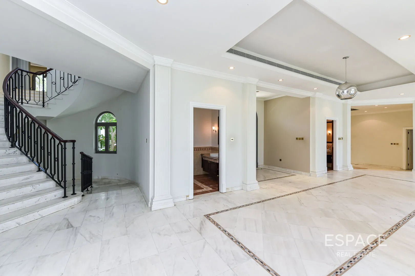 single static gallery