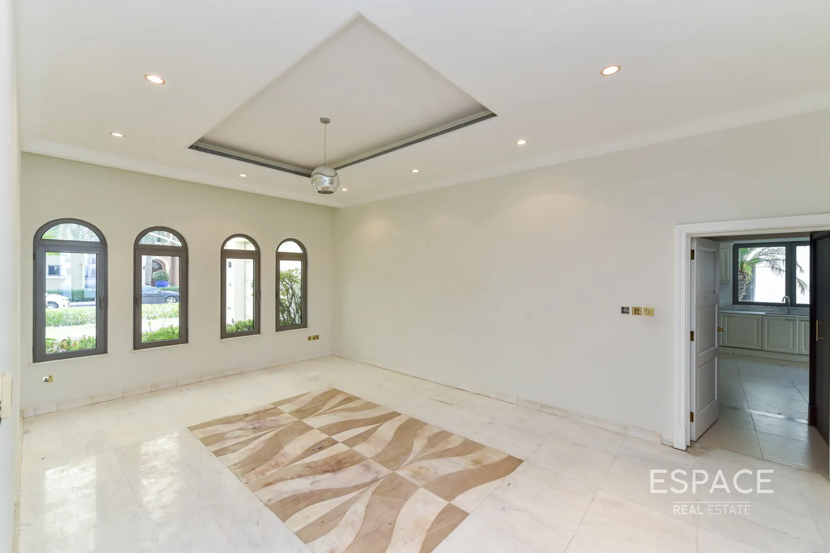 single static gallery