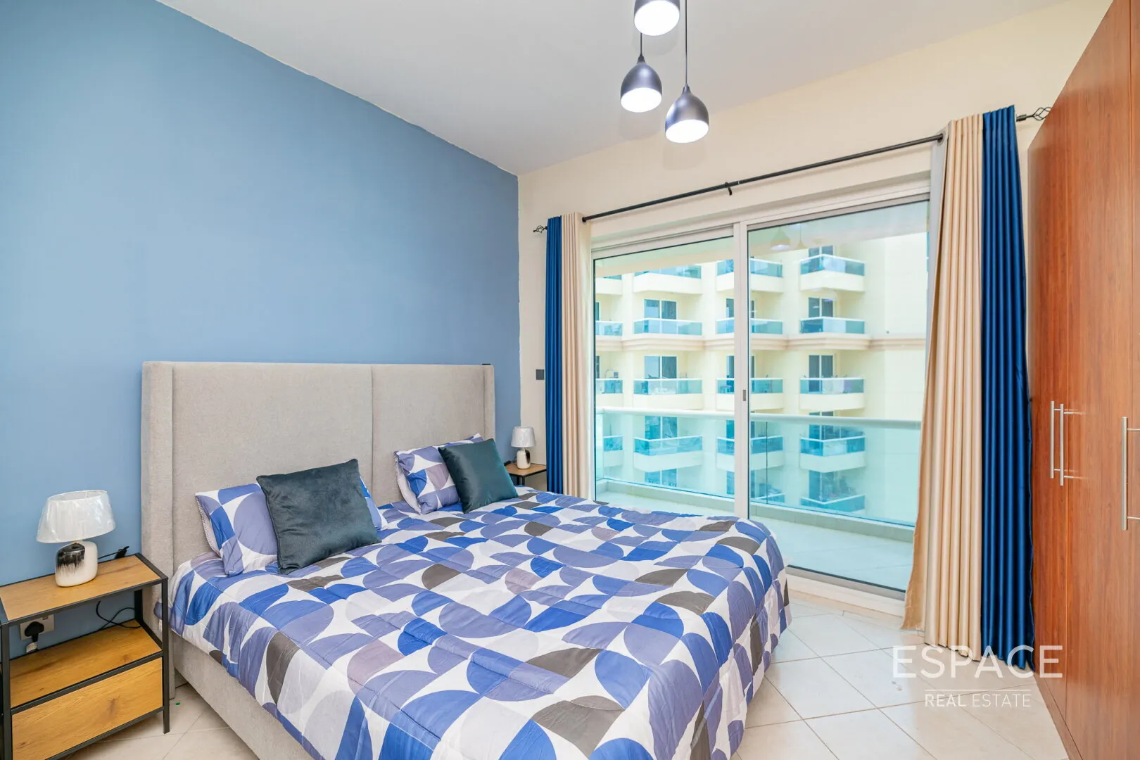 PropertiesGalleryCamera