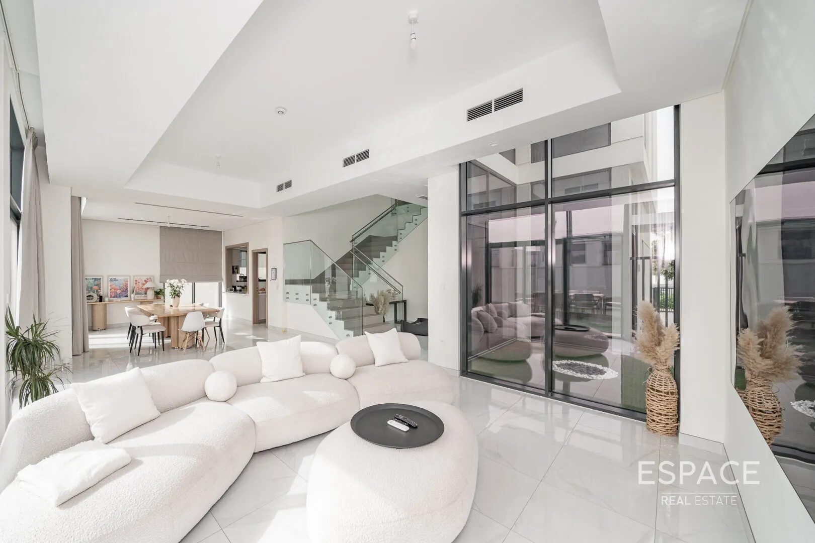 single static gallery