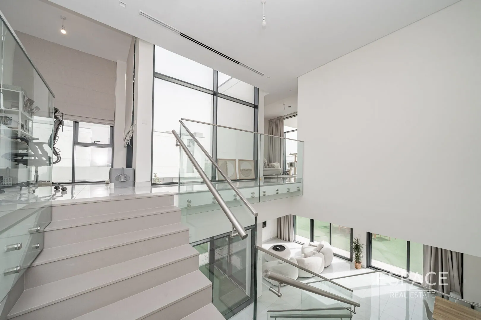 single static gallery