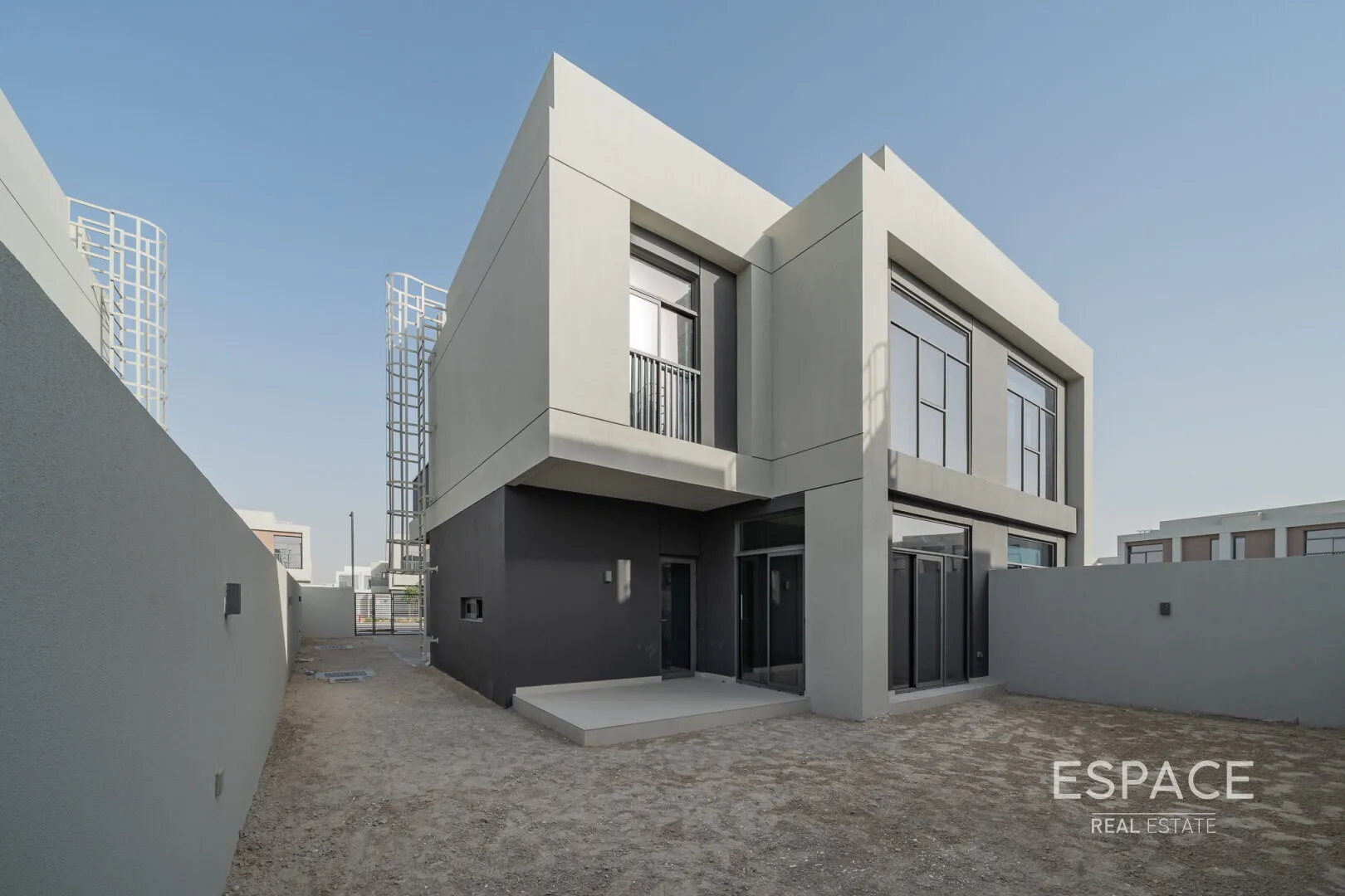 PropertiesGalleryCamera