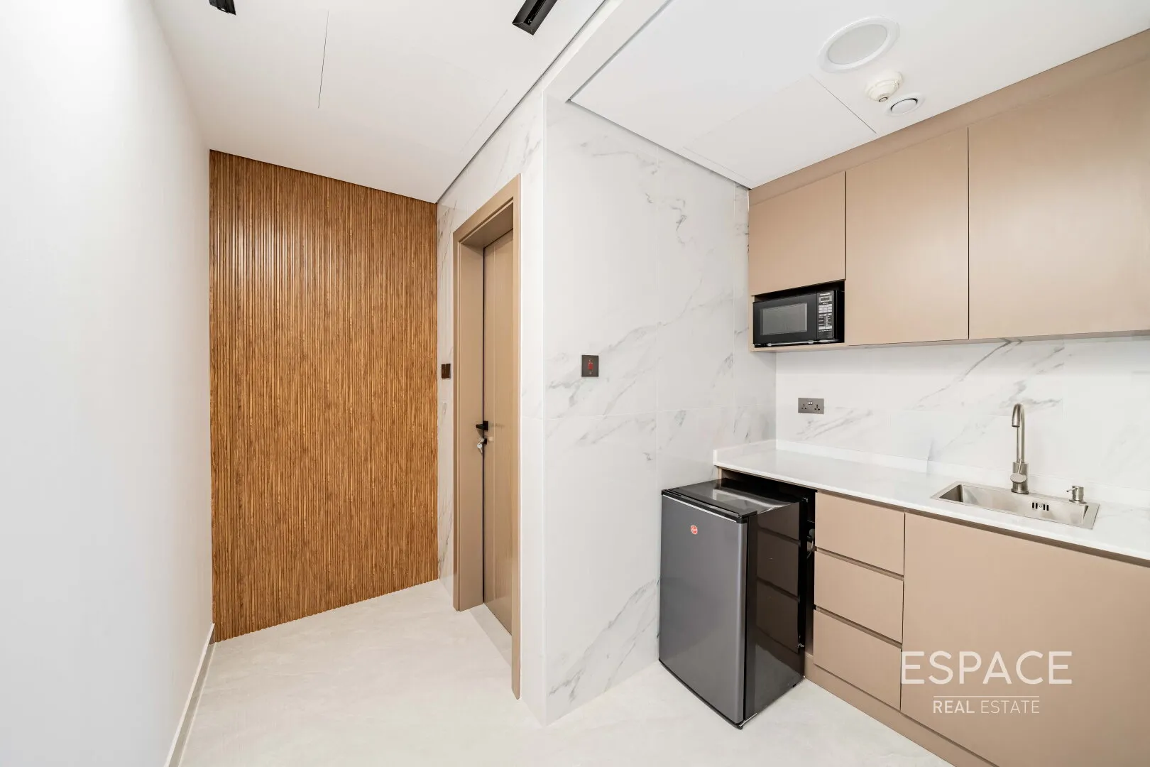 single static gallery