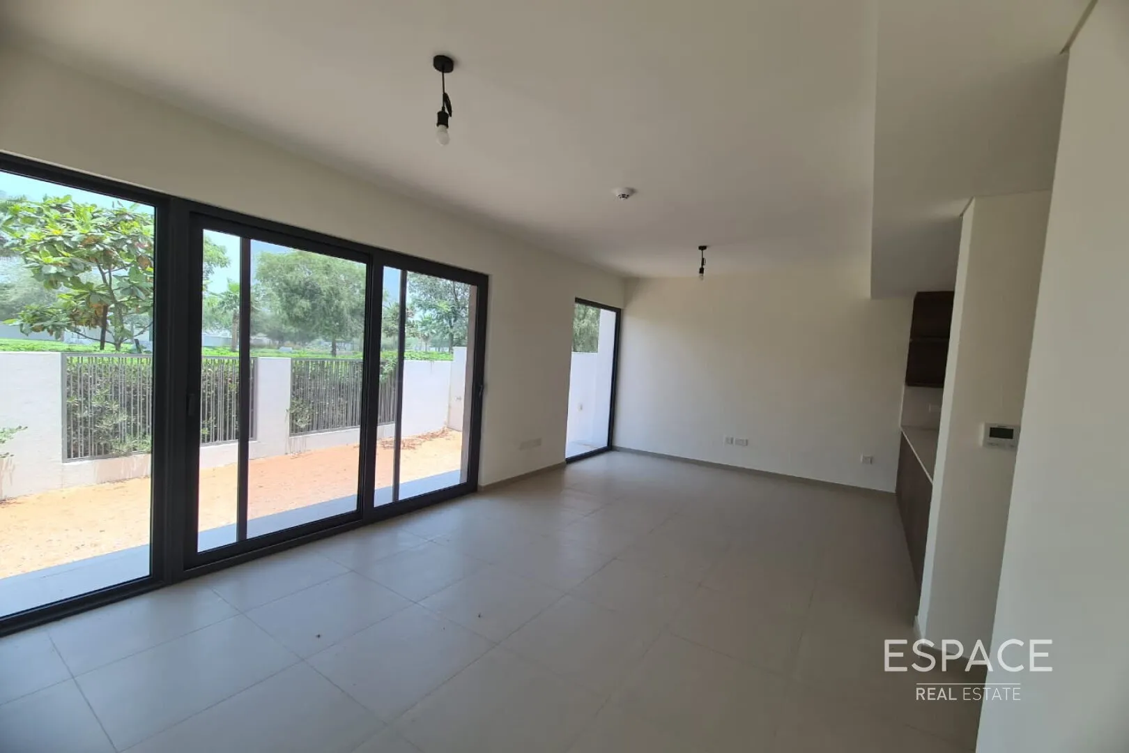 single static gallery