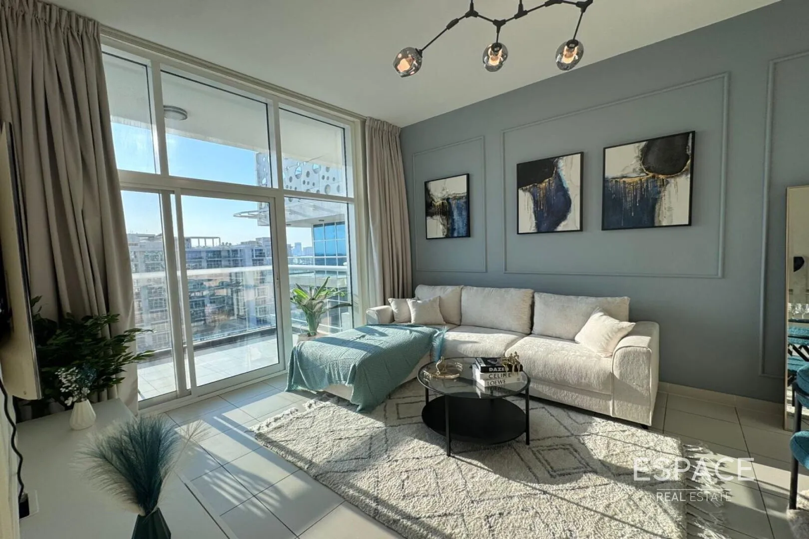 single static gallery