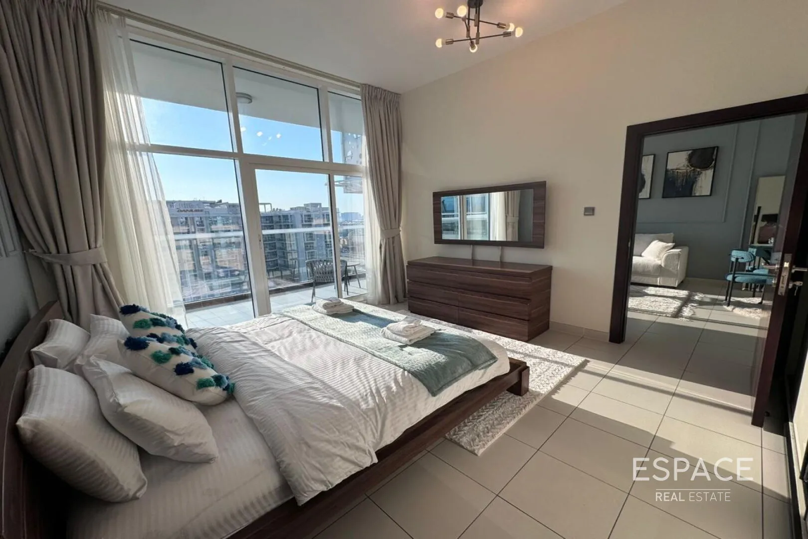 single static gallery